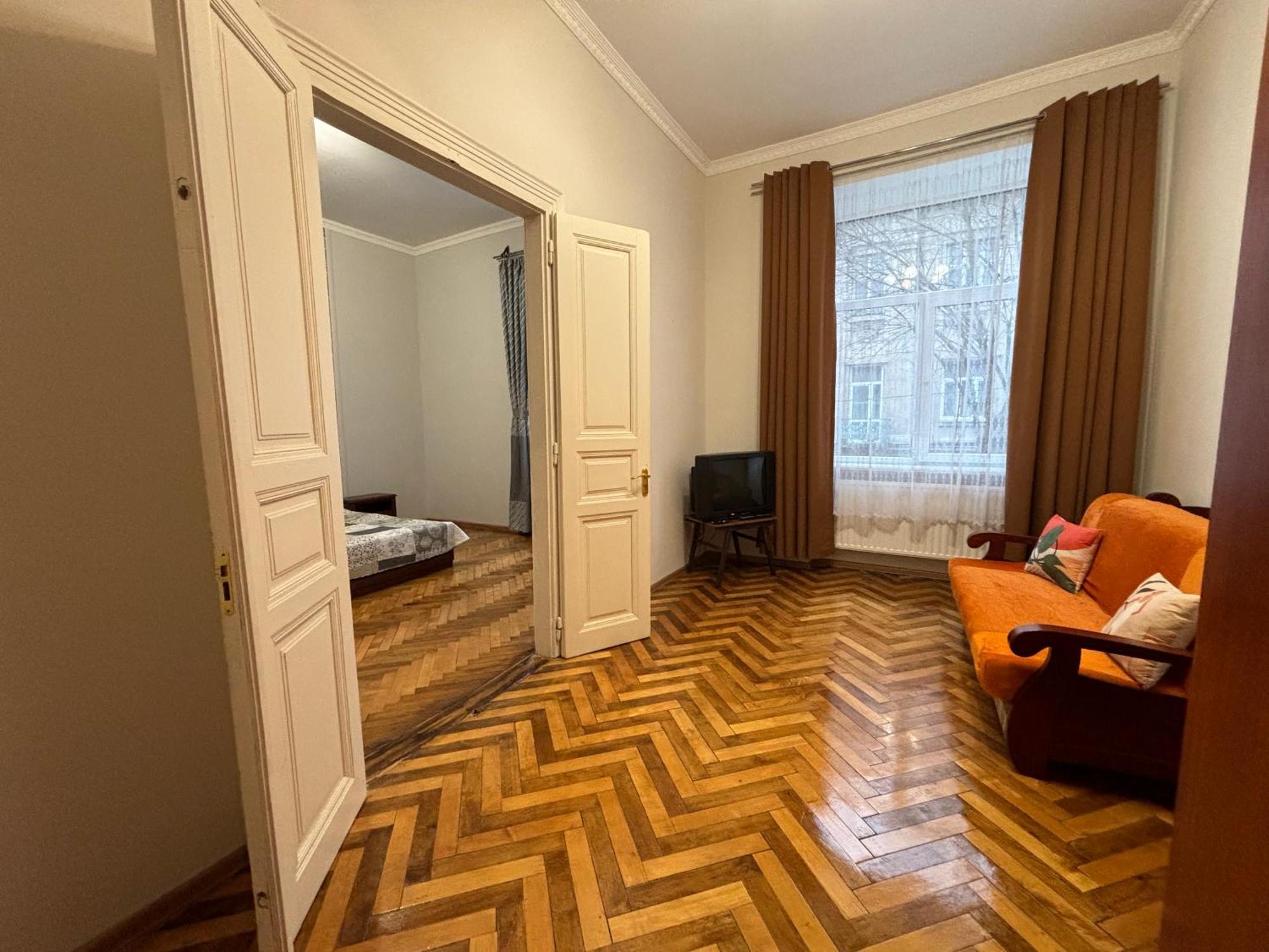 Apartamento Айстра Leópolis Exterior foto
